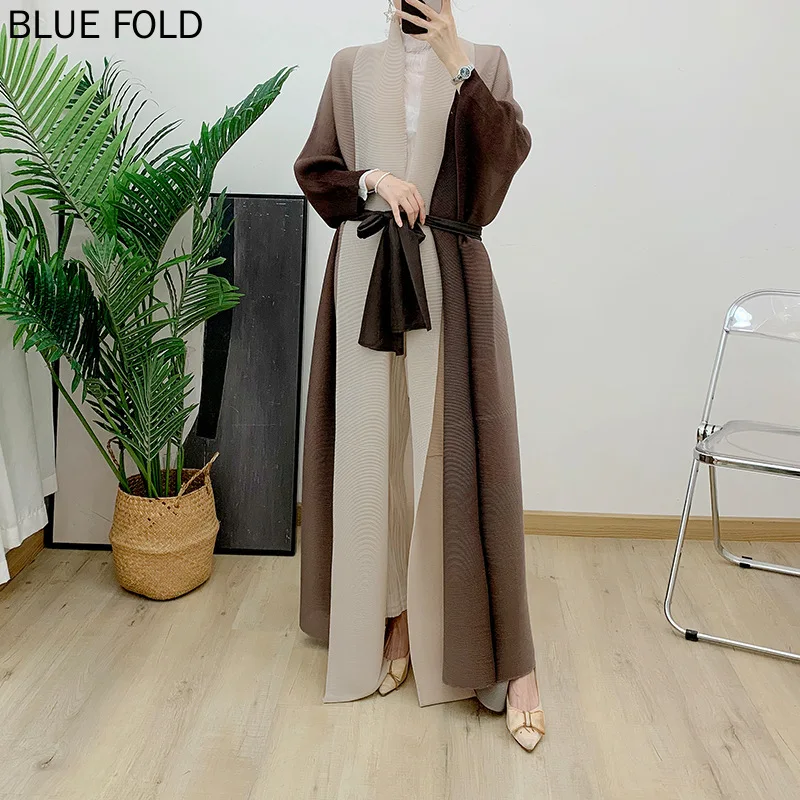 MIYAKE Gradient Color Long Windbreaker Women Spring and Autumn Fashion Loose Large Size Strappy Robe Slimming Pleated Cardigan