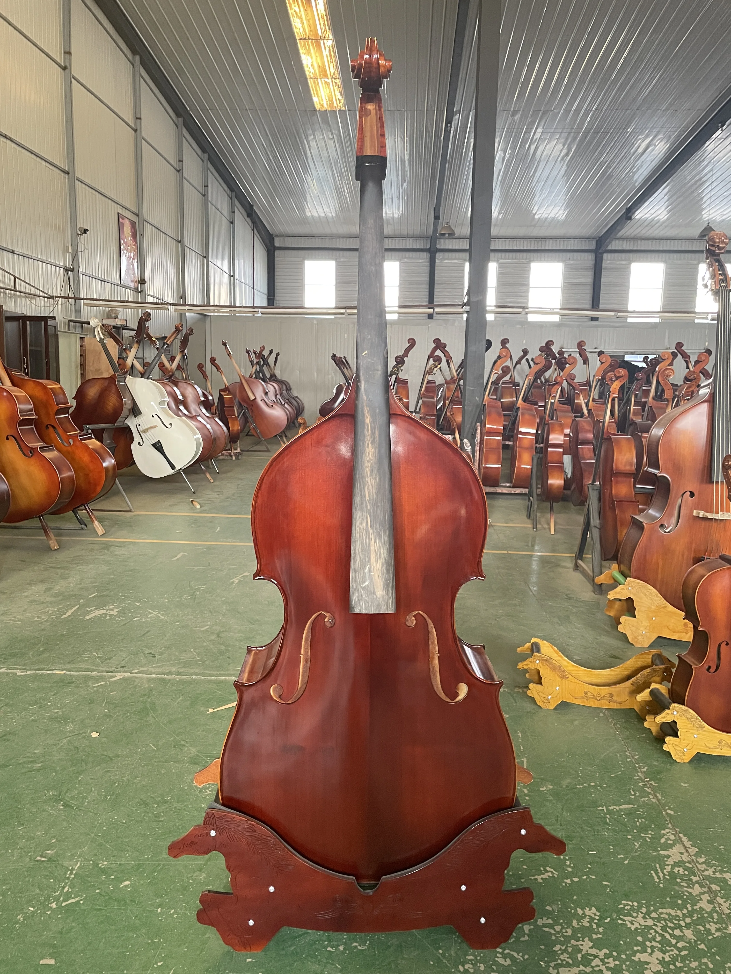 Double bass, high quality, shovel maple back, spruce lion head, upright control, all accessories, 3/4