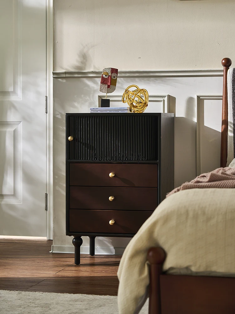 

*French retro solid wood bedside table small apartment high-end home locker