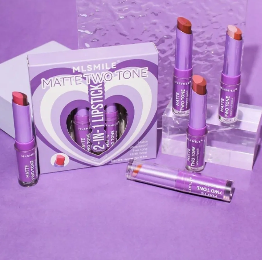 Veelkleurige matte lippenstiftset [4-delig] - Tweekleurige lippenstiften A en B, langdurig en niet plakkerig