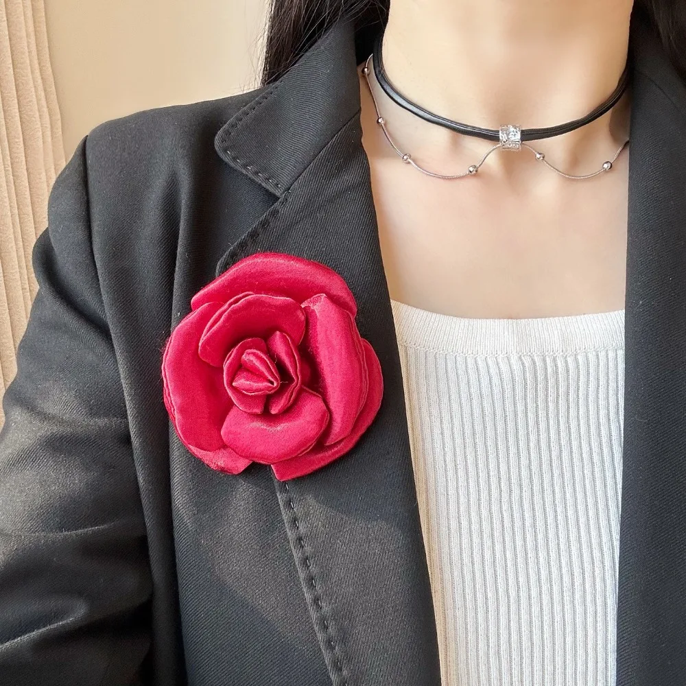 Retro Satin Camellia Brooch Pin Simple Elegance Little Chiffon Rose Flower Brooch Accessory for Various Outfits