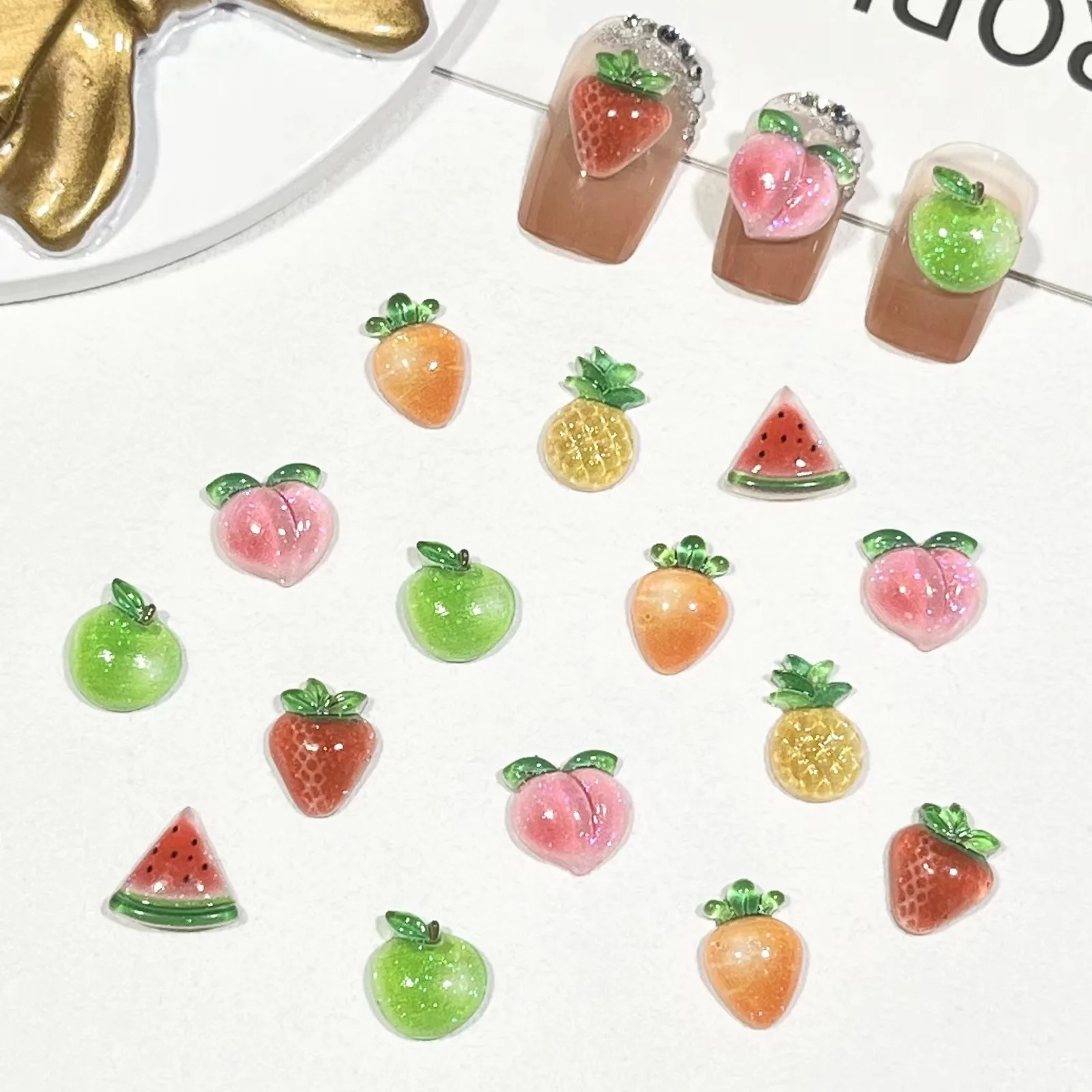 20pcs niedlichen Frucht nagel anhänger Harz Pfirsich Erdbeer nagels chmuck 3d klare Strass teile kawaii Nagel liefert Zubehör – Detail 12
