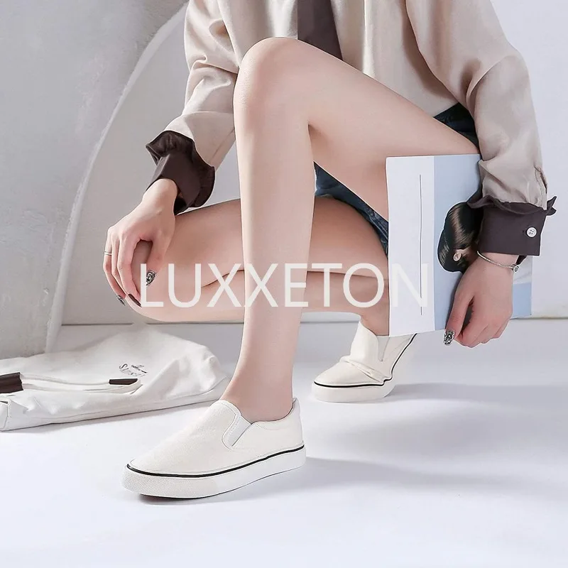 Spring and Autumn Fashion Trend Versatile Flat Bottom Canvas Shoes Couple Comfortable Sports and Leisure Outgoing Walking Shoes