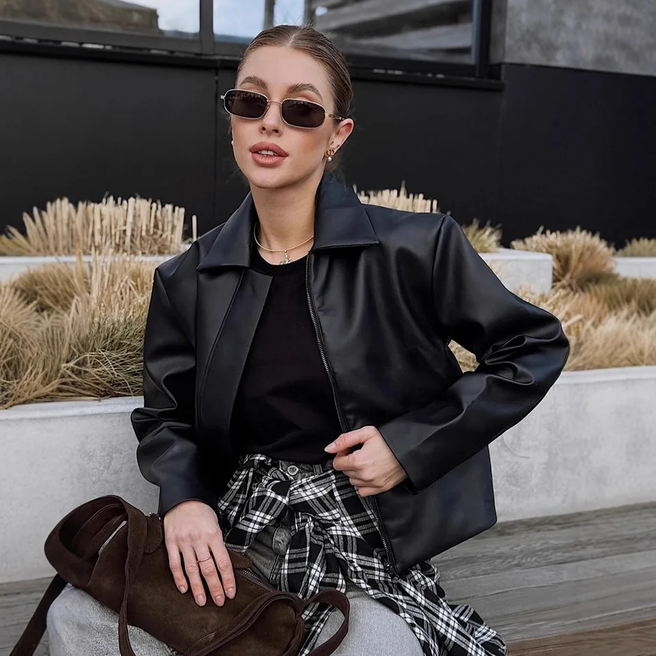 

Black Autumn Women's Leather Jacket Lapel Collar Zipper Loose Fit Long Sleeve Lady Outewar Minimalist Motorcycle Coat For Female