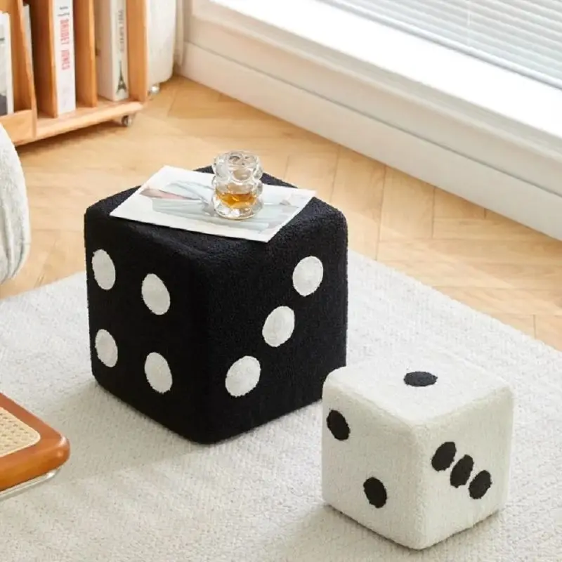 Lamb\'s wool dice stool Household living room doorway shoe changing stool Children\'s low stool Solid wood footstool Sitting Stool