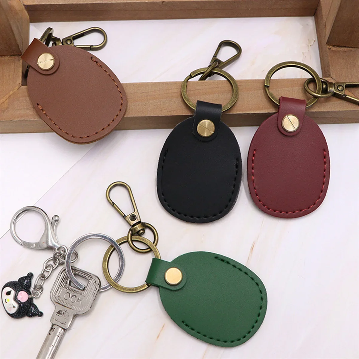 

Keyring For Airtags Protective Case Retro High Quality Leather Keychain For Apple Anti-lost Tracker Locator Device Accessories