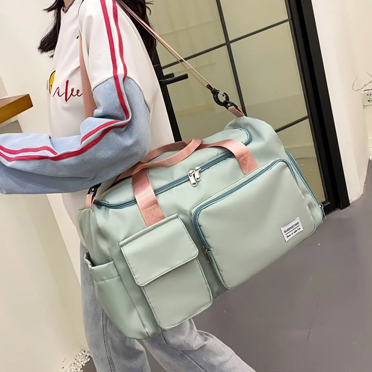 Unixinu Carry on Travel Bag Large Capacity Weekender Overnight Duffle Bags with Shoe Compartment Sports Fitness Bags for Women image 4