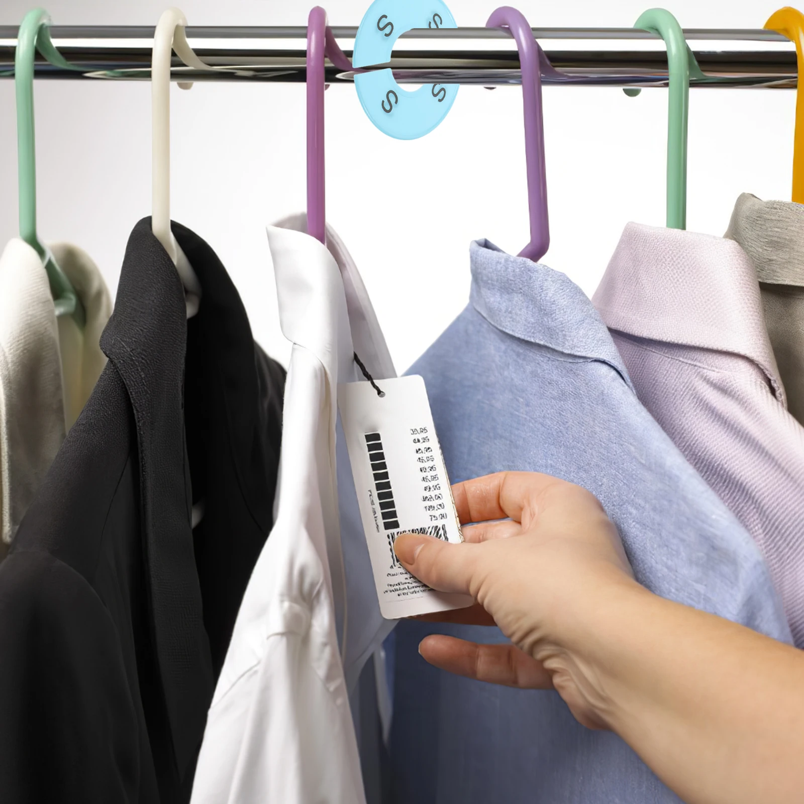 

20pcs Clothing Size Dividers S M L XL Plastic Round Labels for Closet Organization Storage Solutions Clothes Separators