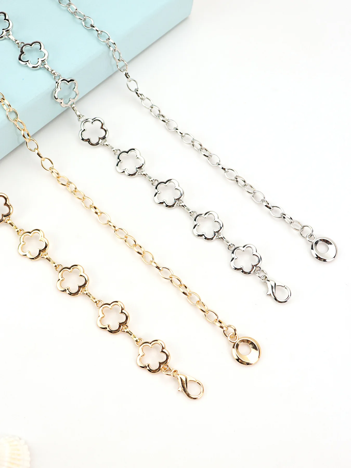 Metall-Blumen-Taillenkette für Damen, Modischer Gürtel, Dekorative Kette, Taillenbetonter Gürtel für Kleider, Ganzjahres-Accessoire – Detail 2