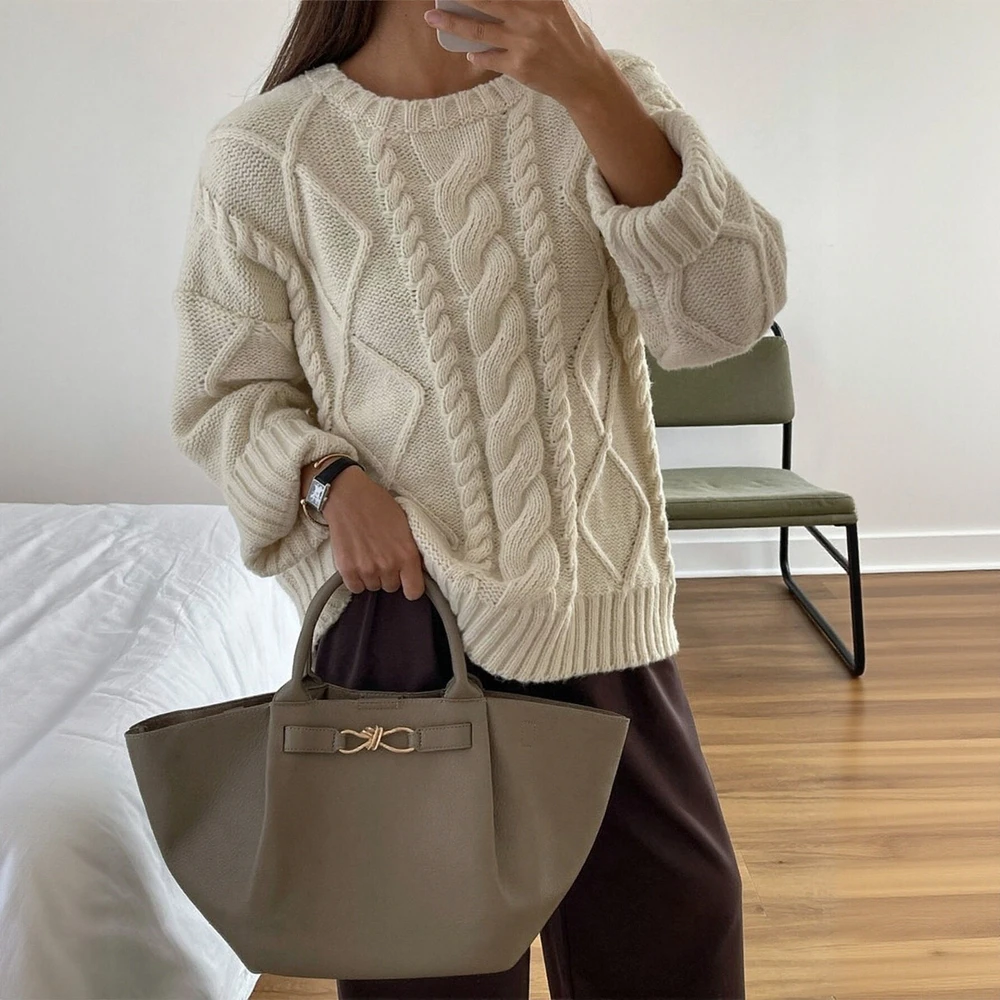 سترة نسائية بأكمام طويلة ورقبة دائرية للخريف والشتاء كاجوال بلون سادة مريحة تسمح بمرور الهواء، ملابس تريكو عصرية