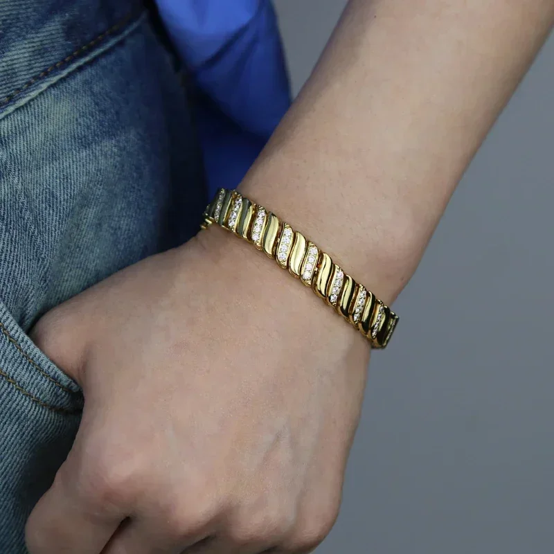 2025 جودة عالية اثنين حجر زلة مع Mini 4 تشيكوسلوفاكيا موجة غرامة طقم مجوهرات رائجة البيع الإسورة قلادة المرأة حفل زفاف هدية