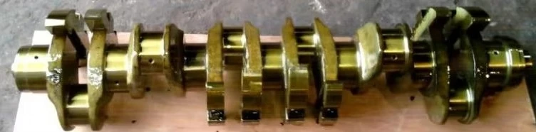 Motorkurbelwelle für Benz Gusslegierungsstahl OM355 OM352 OM314 Bus OM360 Bus OM457 Hochwertige Oberfläche HartnitridingCustom