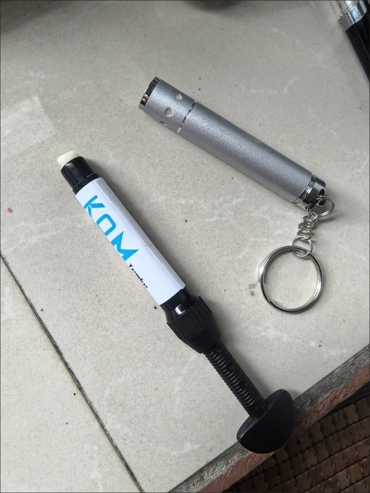 Riparazione temporanea della resina di riempimento dentale MissingGap tra i denti Materiali curabili UV Laboratorio di riparazione rapida Migliora l'aspetto