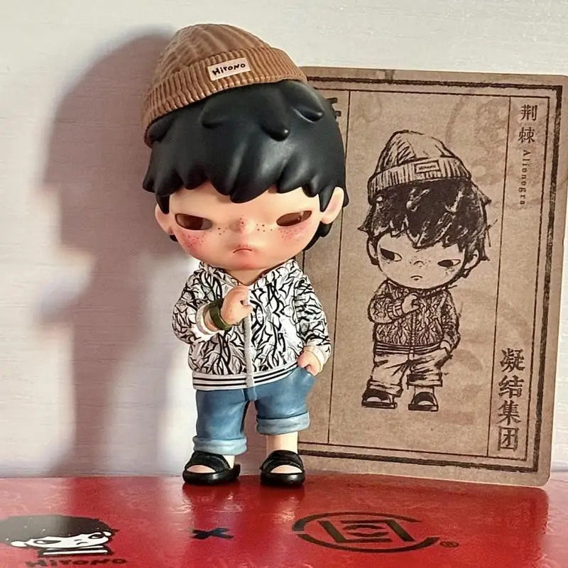 Officiële echte POPMART Hirono Clot Series 8.0 Blind Box Handgemaakte Trendy Gift Ornament Mysterieuze Box Cadeau voor vrienden Verjaardag