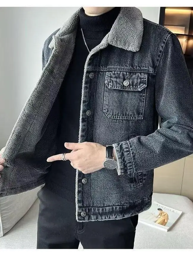 

Зима 2025 г., мужская джинсовая куртка на подкладке Thiened Fce, облегающая повседневная бархатная куртка с воротником из овчины, молодежная модная верхняя одежда