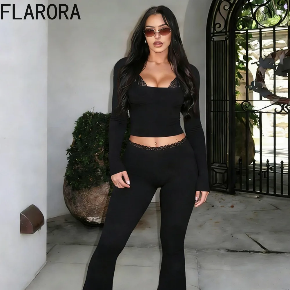 

FLARORA Сексуальный комплект из 2 предметов с кружевными вставками: женский укороченный топ с низким вырезом, длинными рукавами и драпировкой, а также расклешенные брюки. Элегантный уличный стиль.