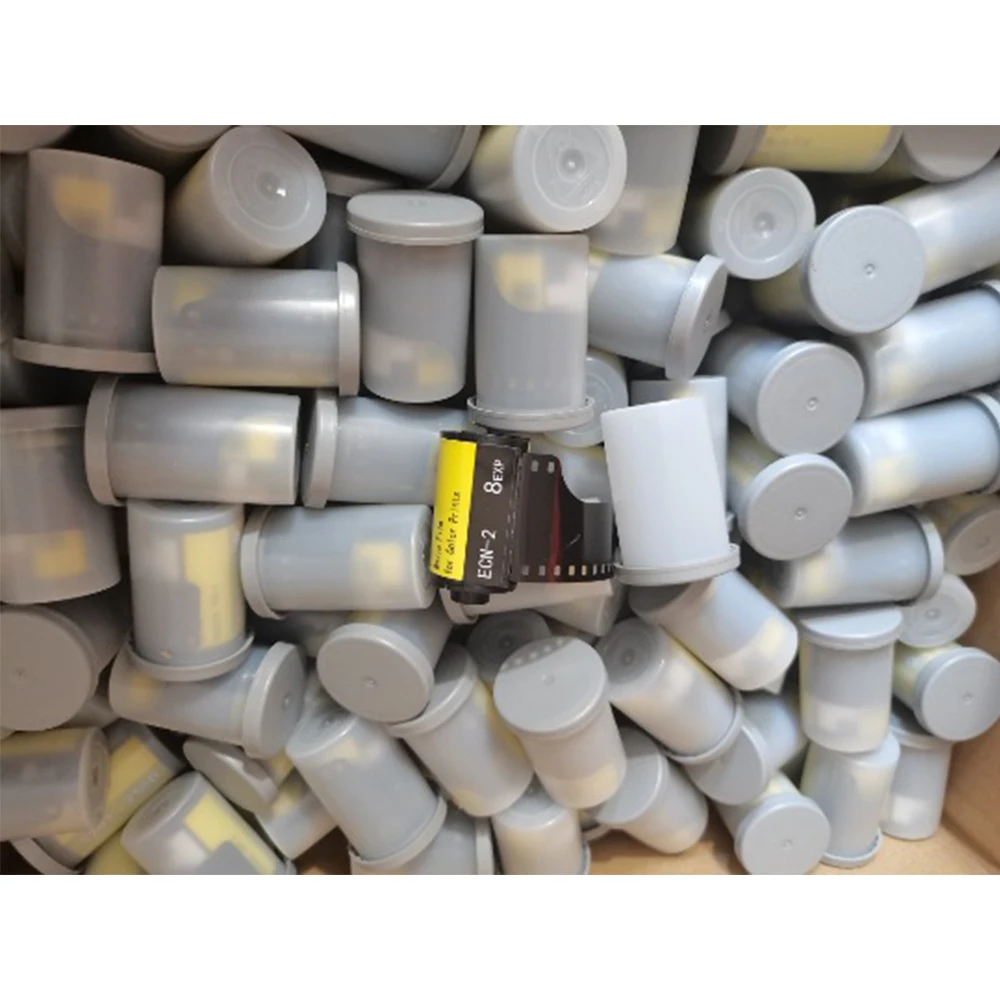 35mm ECN-2 color film Negative Film ISO200 35mm 8EXP Camera Color Film Roll For 135 Cameras NT High quality Type-135 Color Film