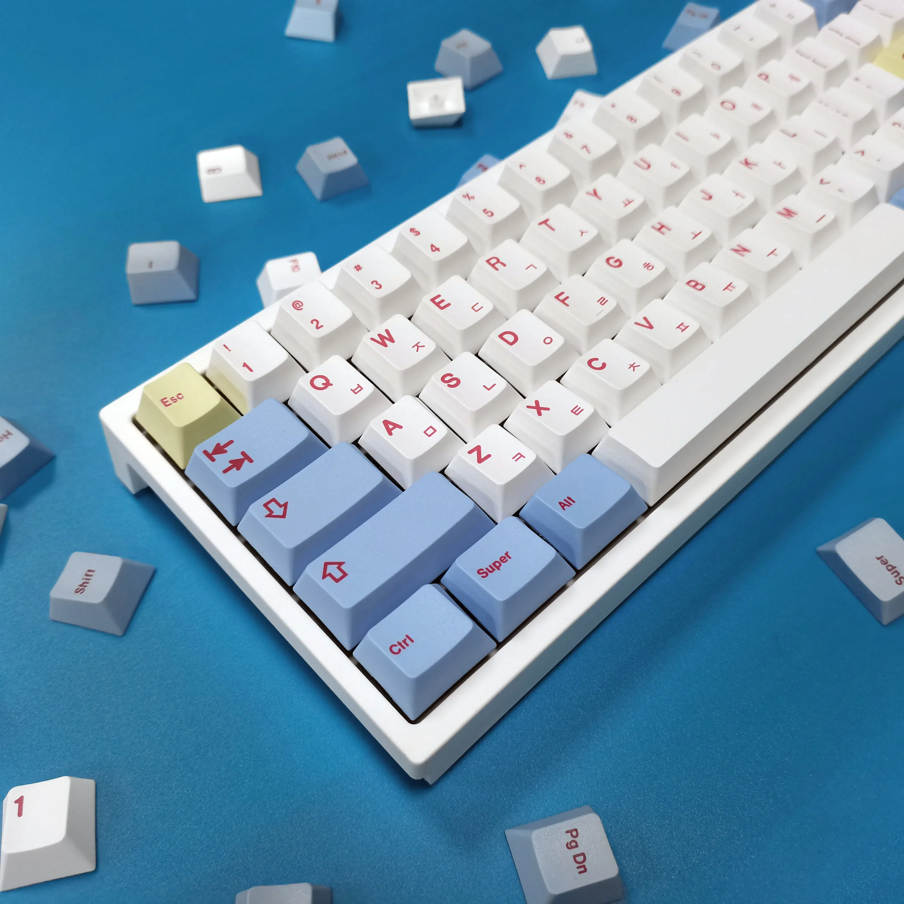 Korean root small full set of keycaps, original highly sublimated PBT adaptation 98/68/75/84