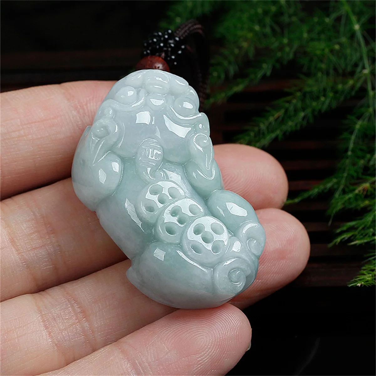 Sanqian Jade Pixiu Pendant Natural A Goods Men's Women's Necklace Wholesale Chinese Handcarved Charming Jewelry Fashion Amulet