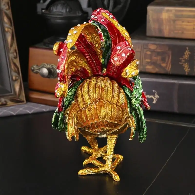 

Elegant Rooster Themed Necklace Organiser with Spacious Interior Compartments