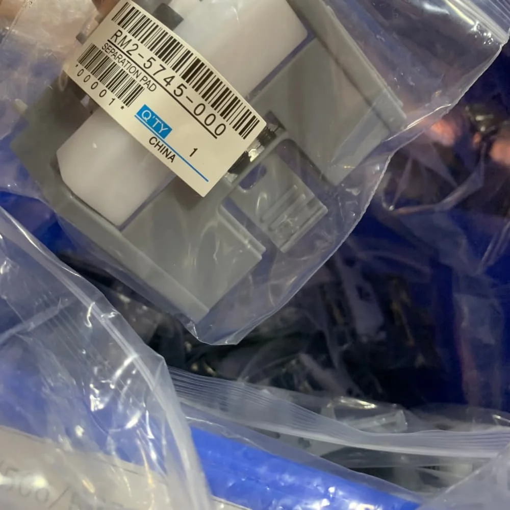 

RM2-5745-000 F2A68-67913 для HP M402 M403 M426 M427 M501 M506 M507 M527 M528 M304 M305 M329 M40 M428 Разделительный ролик