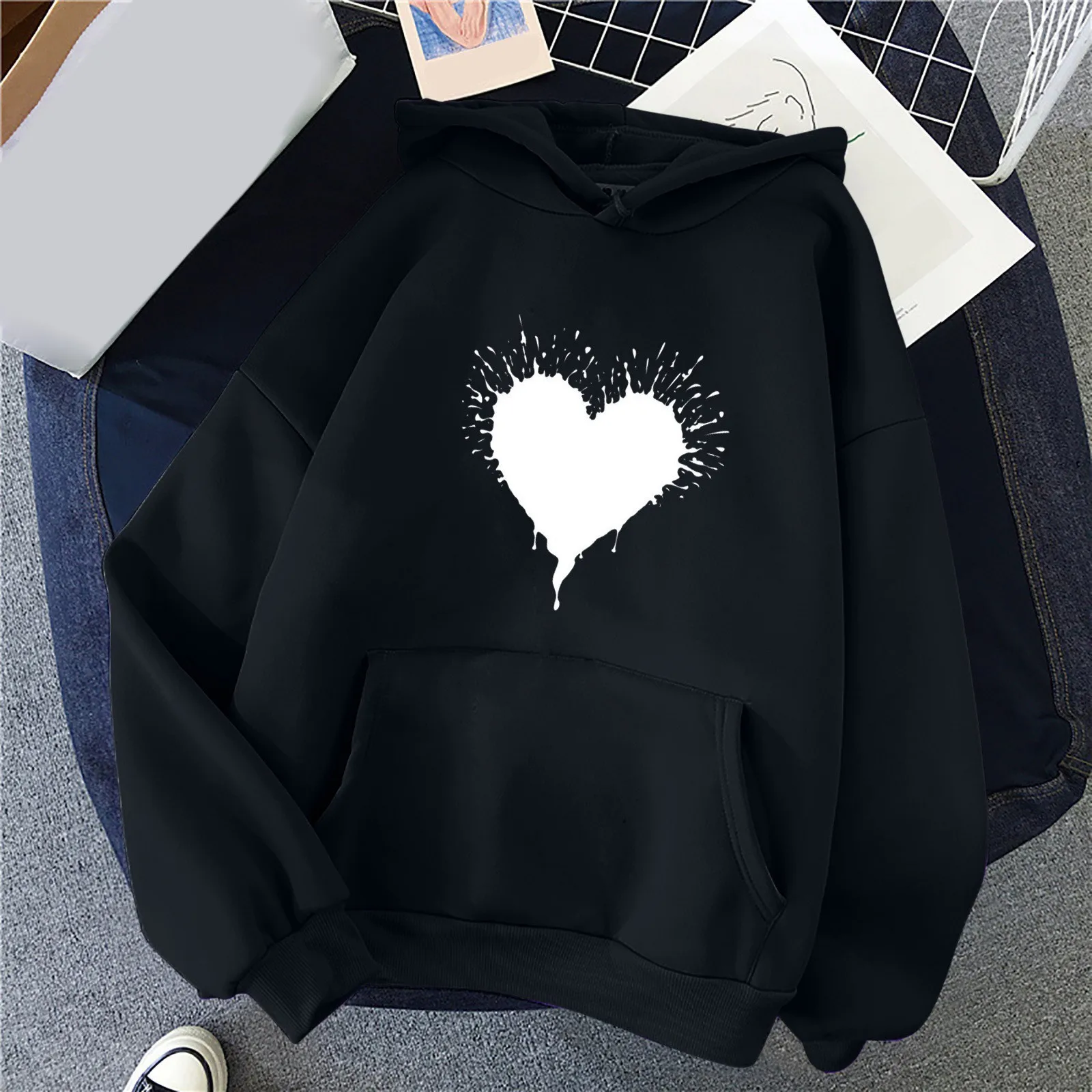 Felpa comoda oversize in bellissimo stile con stampa con motivo a cuore e fodera in pile, caratterizzata da un design con cappuccio per una cas