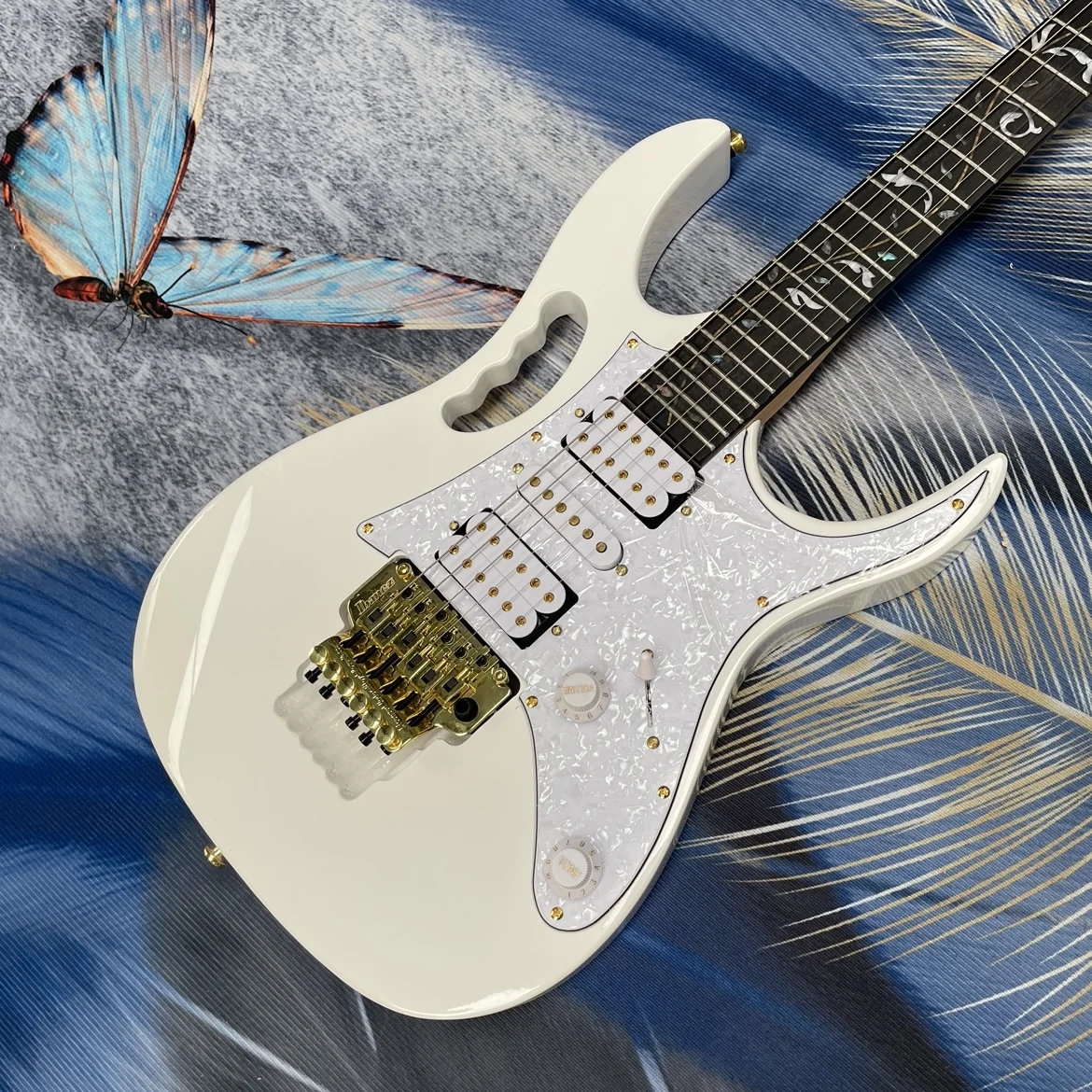 

White electric guitar, easy-to-play stable double-locking tremolo system, all-round tone guitars, fast-playing rock guitarra