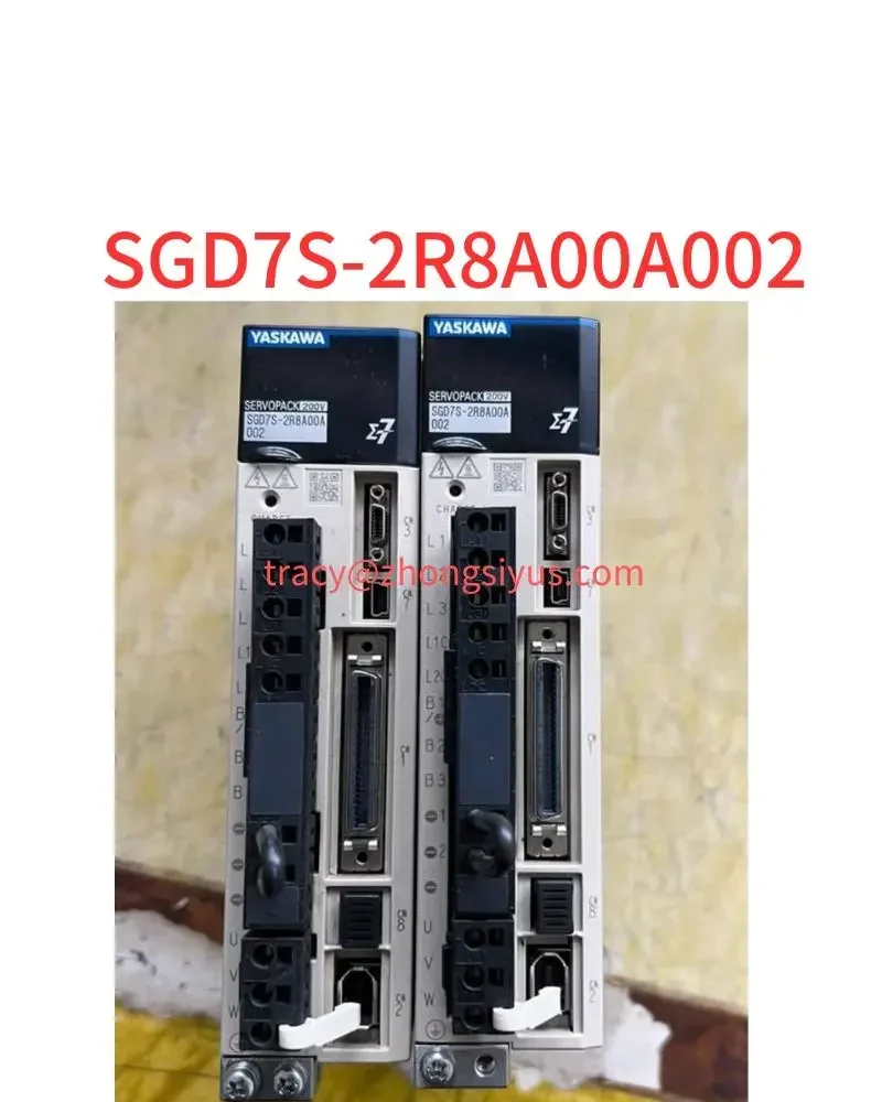 

Used SGD7S-2R8A00A002 drive
