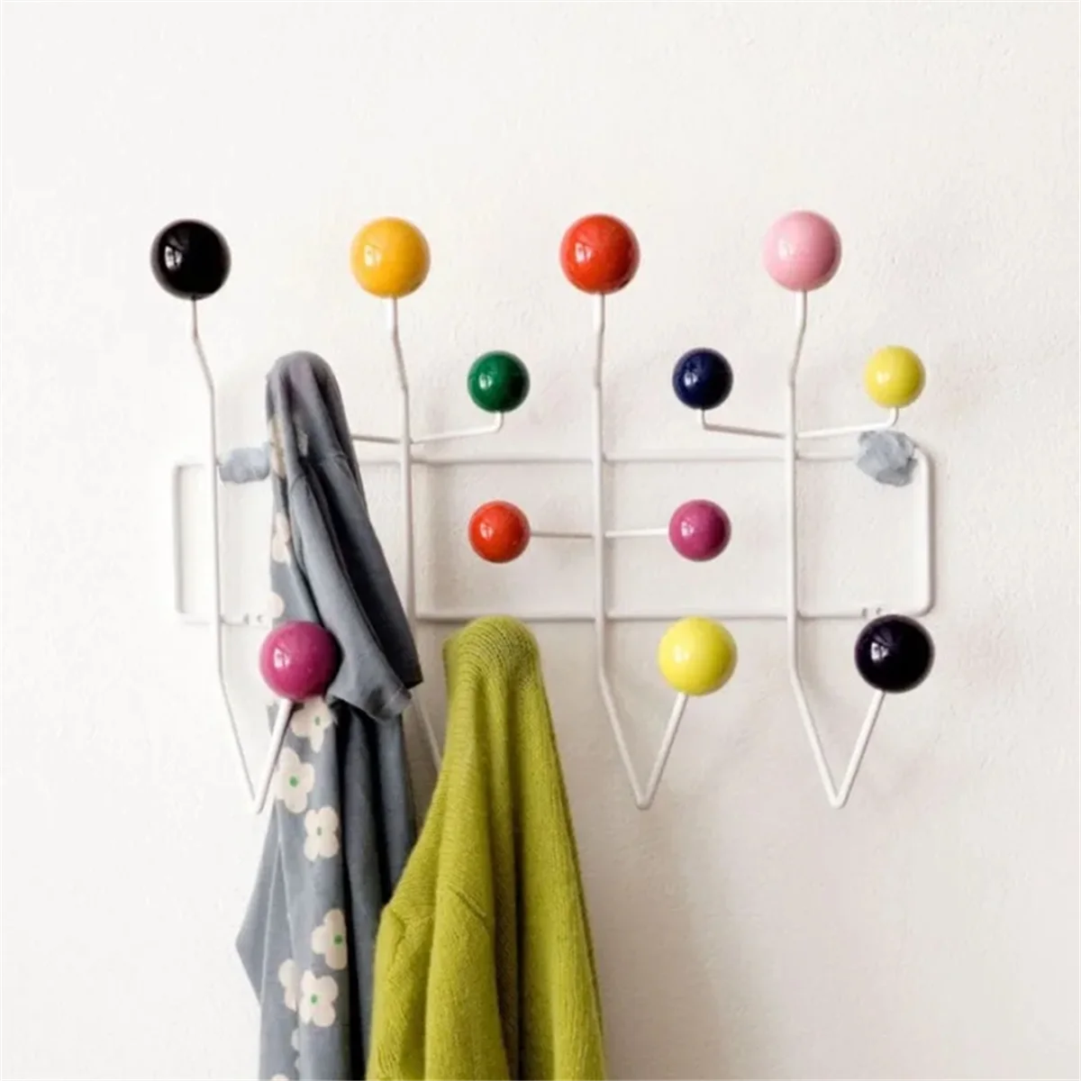 

Versatile Clothes Hanger Coat Rack Wall Hook Simple Coat Rack