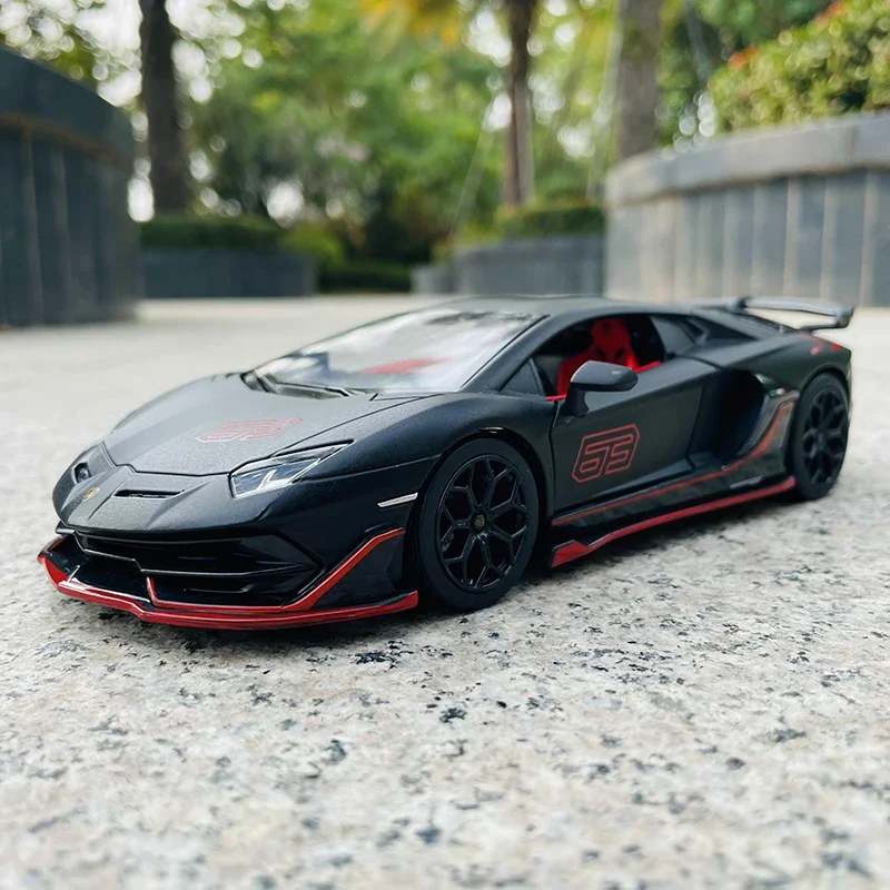 1:24 Lamborghini Aventador SVJ63 Legierung Modell Kinderspiel zeug Auto Druckguss Sound und Licht Pull Back Boy Geschenks ammlung