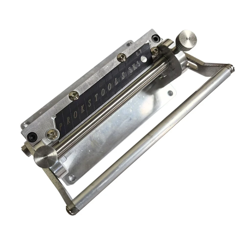 High-Carbon Steel Manual Leather Skiving Machine For Belt Strap Thinning Crafting Tool Silvery Compact Design