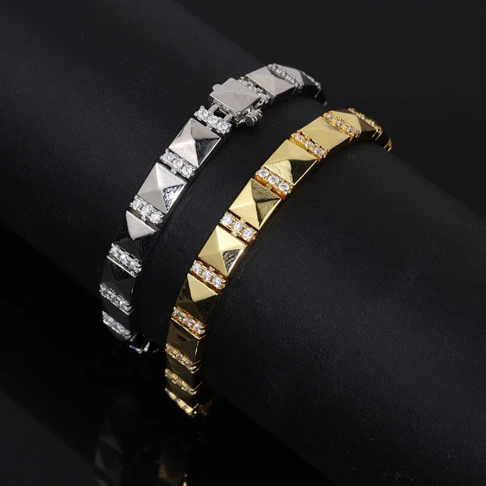 

New Arrive Gold Plated Geometric Triangle Rivet Bracelet Micro Paved Bling Cubic Zirconia for Women High Quality Fashion Jewelry