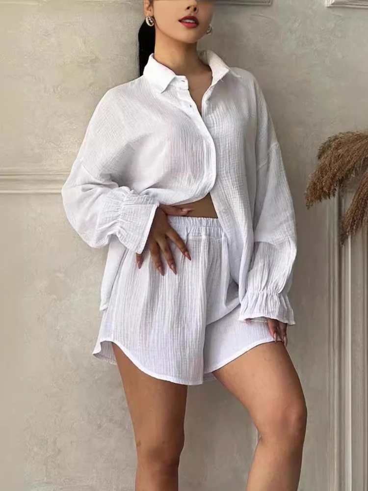 

New Women's Casual Cotton and Linen Lapel Single Breasted Long Sleeved Top Elastic Waist Shorts Fashionable Two-piece Set