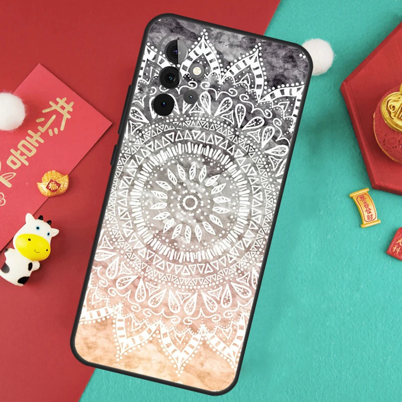 Eleganckie etui Mandala Floral Design dla Samsung Galaxy A13 A33 A53 A15 A25 A35 A55 A54 A34 A14 A71 A51 A12 A32 A52 Cover — zdjęcie 5
