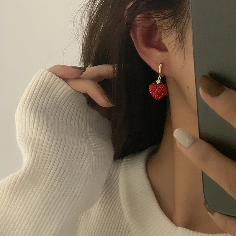 2022 Girl\'s Red Heart Pendant Ear Button Earrings Luxury Jewelry Accessories European and American Party Earrings For Woman Gift