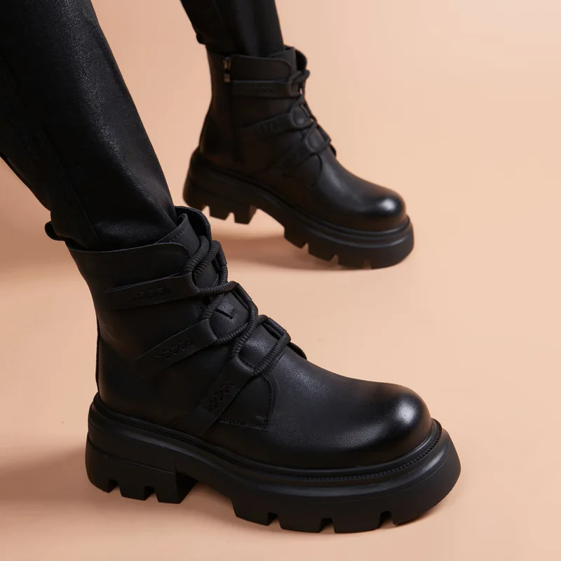 Short boots men's youth Korean version trendy British style thick sole height increasing versatile mid top men's boots