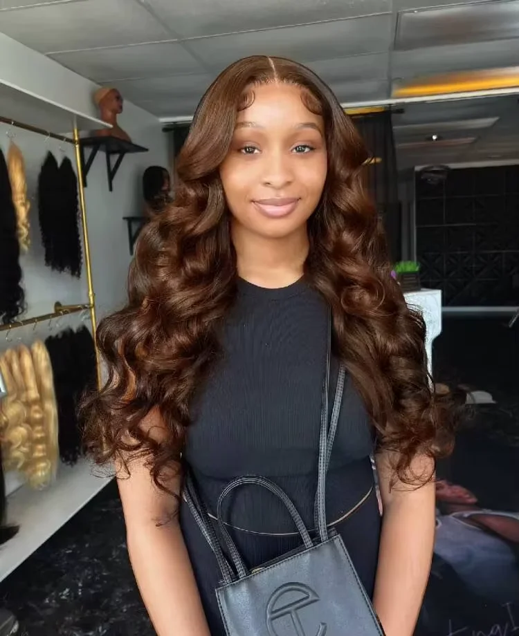 Kleberlose 7X5 Lace-Perücke, vorgeschnitten, 220 Dichte, schokoladenbraun, Body Wave, 100% Echthaar, wellig, nass und gewellt, brasilianisches Echthaar mit 13X6 HD Lace Frontal, vorgezupft. – Detail 9