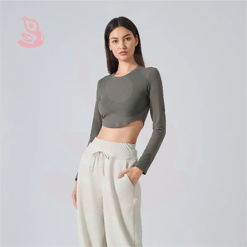 

Winter Yoga Clothing Top for Women Skin Friendly and Breathable Fitness Clothing Short Slim Fit and Slimming Sports Long Sleeved