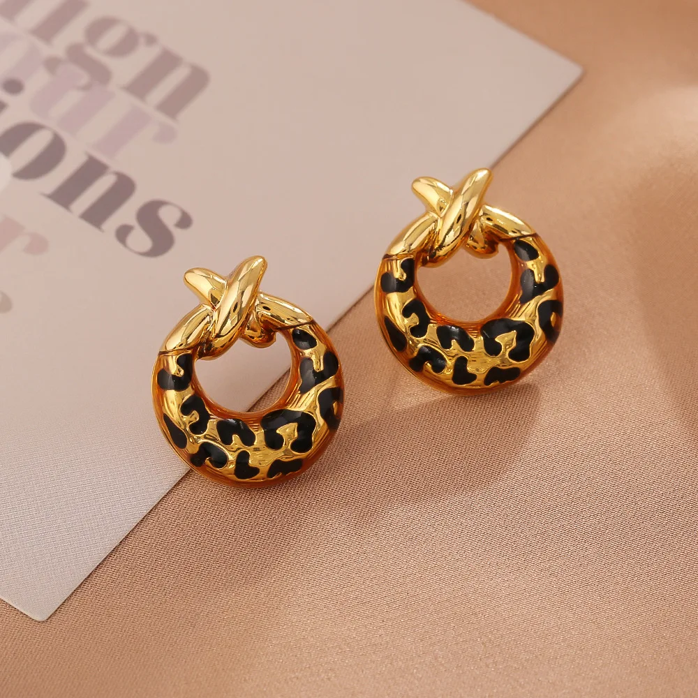 

Fashionable and exquisite leopard print earrings, retro personalized earrings, niche light luxury silver needle earrings