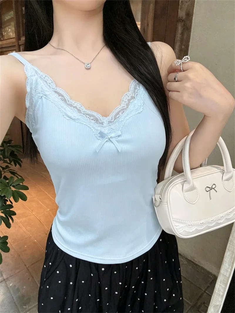 Spaghetti-Träger-Camisole 2026 Sommer Spitze Geripptes Damen-Tanktop mit integrierten BH-Pads, schmal geschnittenes Crop-Top für Innen- und Außenbekleidung – Detail 31