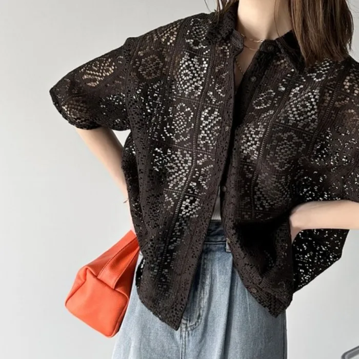 

Корейская женская футболка с коротким рукавом, кружевной вязкой и вышивкой, повседневная, прямого кроя, из полиэфирного волокна, летняя, модная