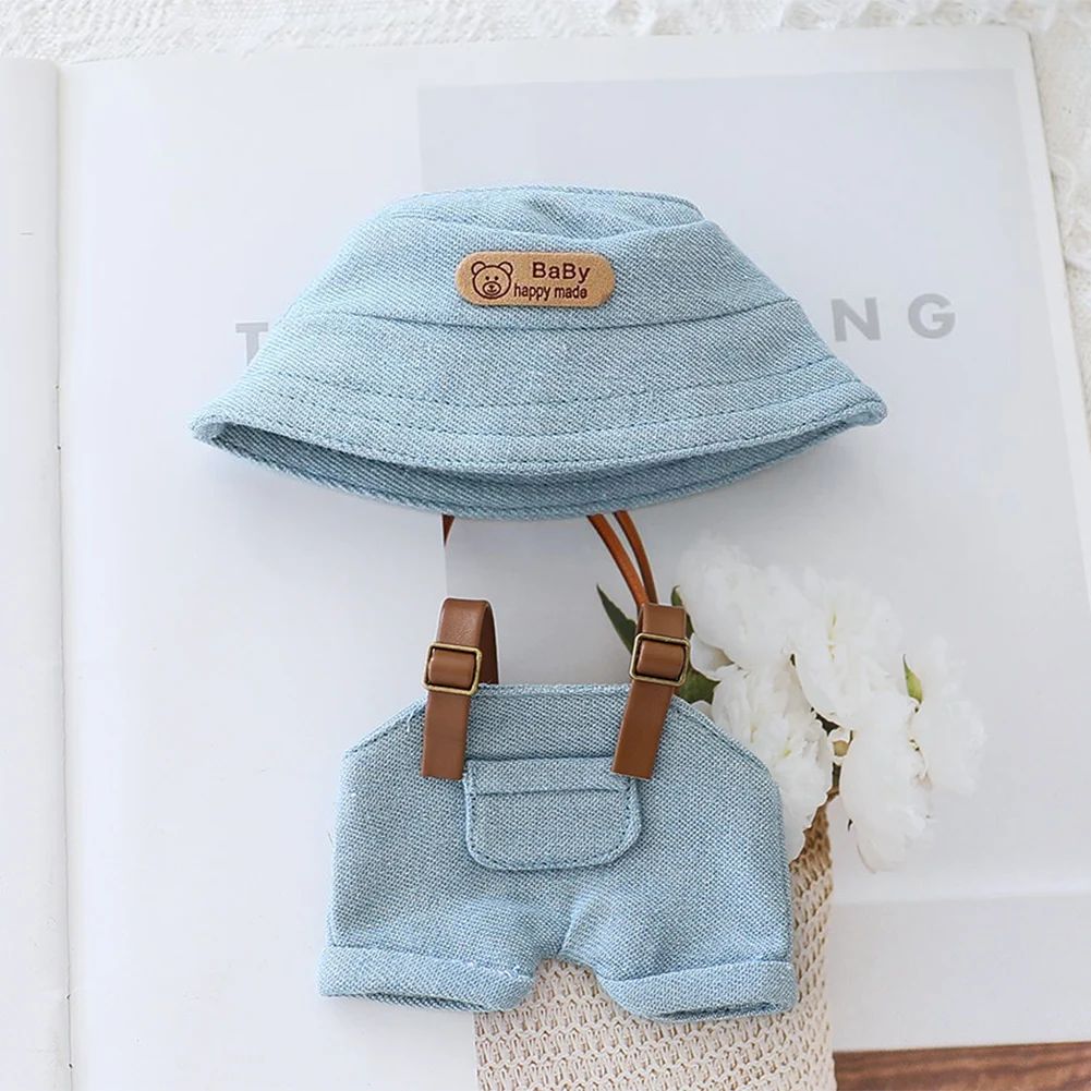 Elegante set di vestiti carini per bambola con cappello a secchiello, tuta, occhiali, scarpe, set per costumi da vestire per bambole in peluche