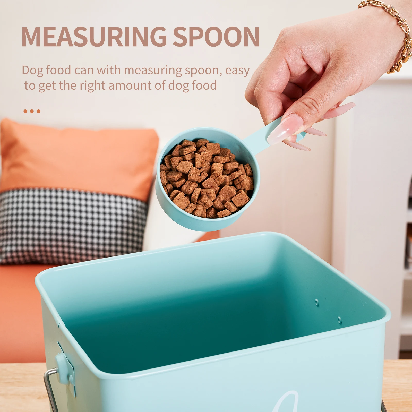 Pet Food Treat Storage Container Non-slip Dog Food Storage Container With Lid Scoop Sturdy Airtight Dog Food Storage Box Handle