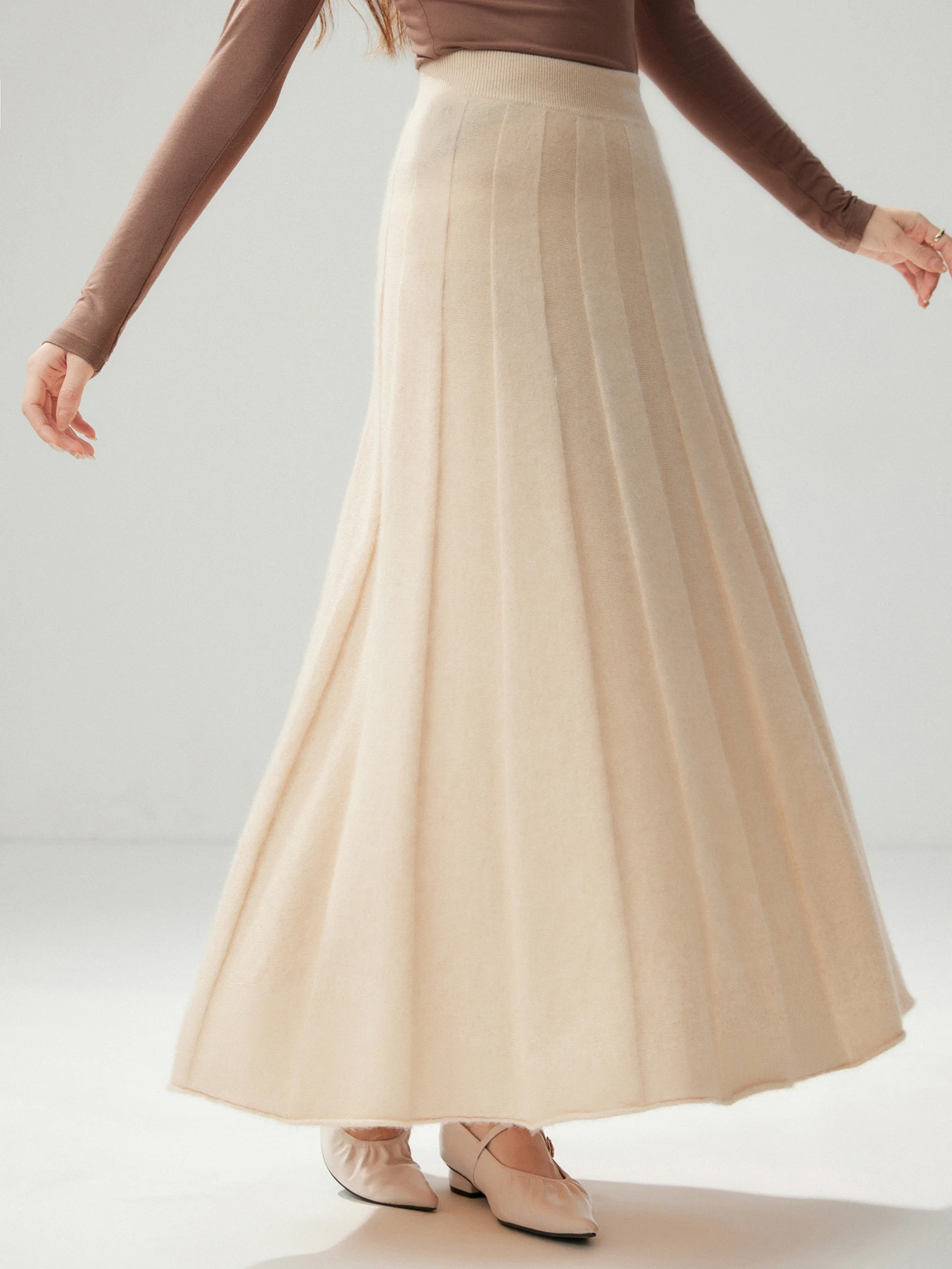Light Luxury Women's 100% Cashmere Skirts Autumn Winter High Waist Pleated A‑Line Long Skirt Elastic Waist Warm Maxi Lady Bottom