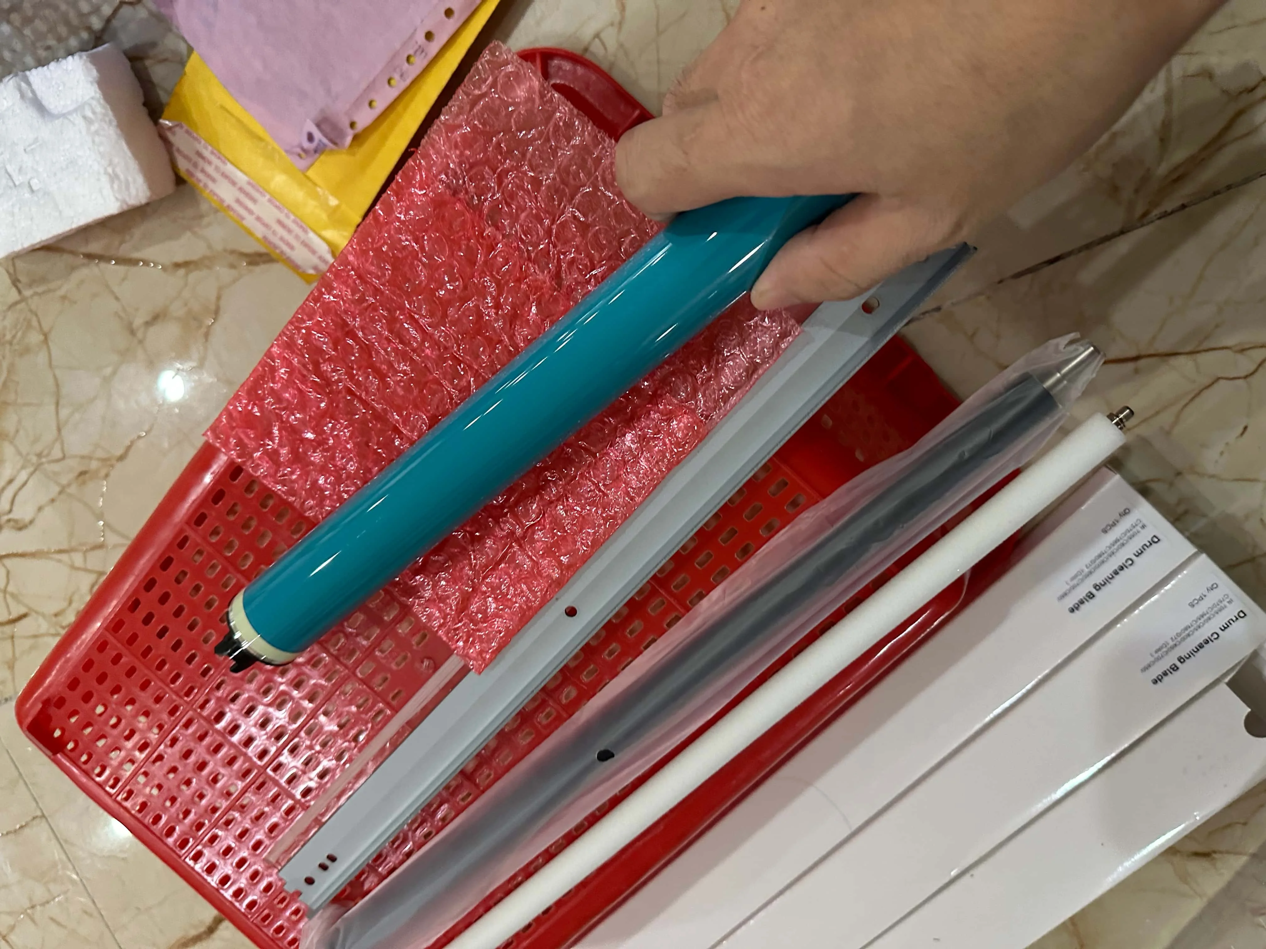 

1X IRC7055 OPC Drum Blade PCR Губчатый ролик для Canon imagePRESS c60 c600 c700 c800 c650 c750 c850 c660 c710 8065B001AA/D01 Барабан