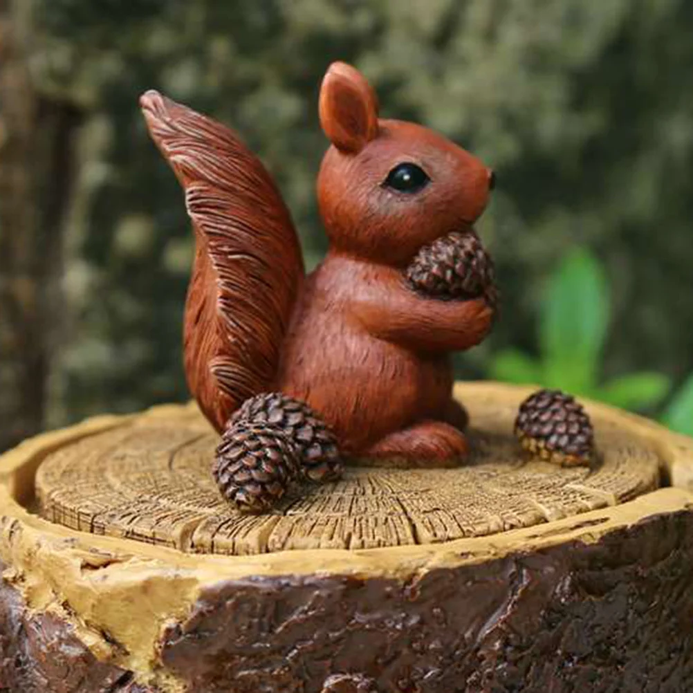 

Household Ashtray for Home Creative Multifunctional Ornamental Ashtrays Cartoon Aniaml Squirrel Hotel