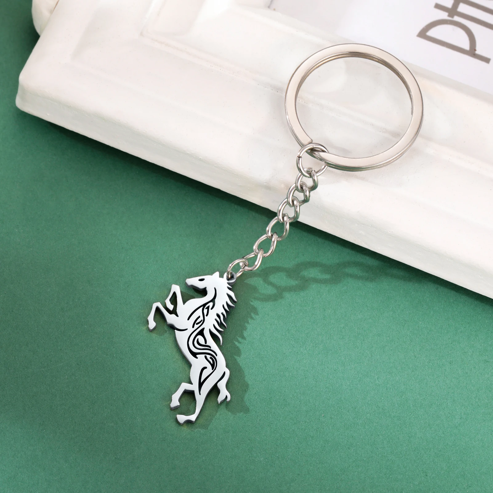 Fishhook Horse Unicorn Keychain for Woman Men Supernatural Amulet Key Chain Ring Gold Color Stainless Steel Pendant Jewelry Gift