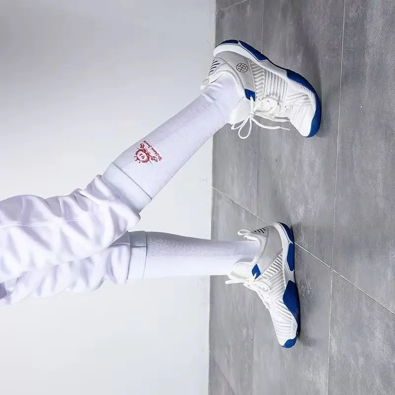 

2026 Hot Sale Fencing Shoes Mens Womens White Indoor Gym Shoes Comfortable Sport Shoe Designer Fencing Shoe Youth