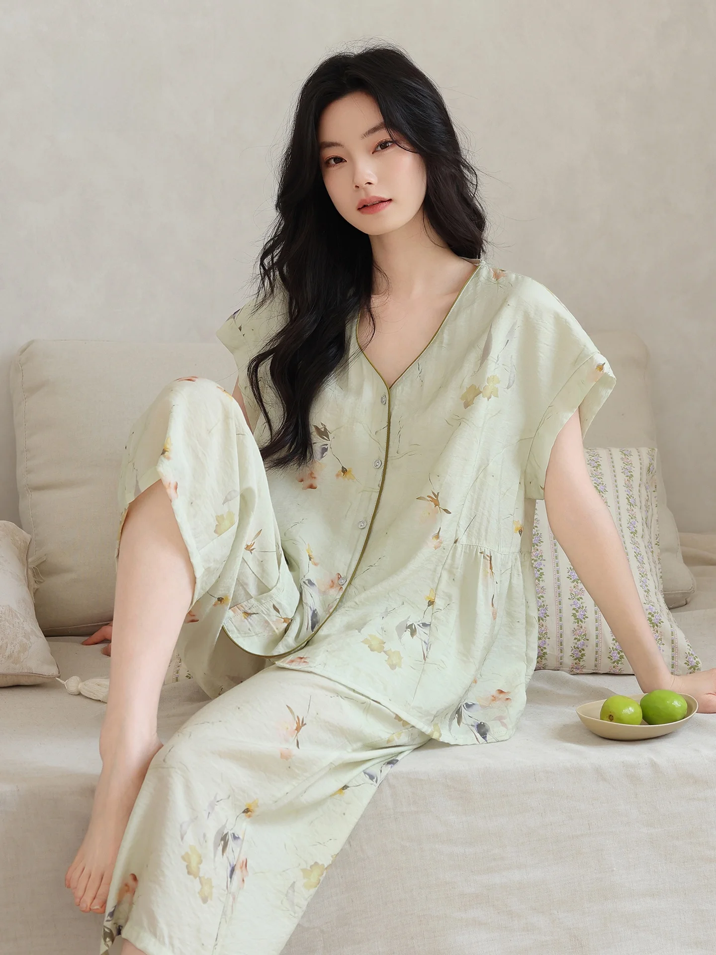 pijama-de-verano-para-mujer-de-manga-corta-y-pantalon-capri-con-almohadillas-en-el-pecho-talla-grande-comodo-y-transpirable