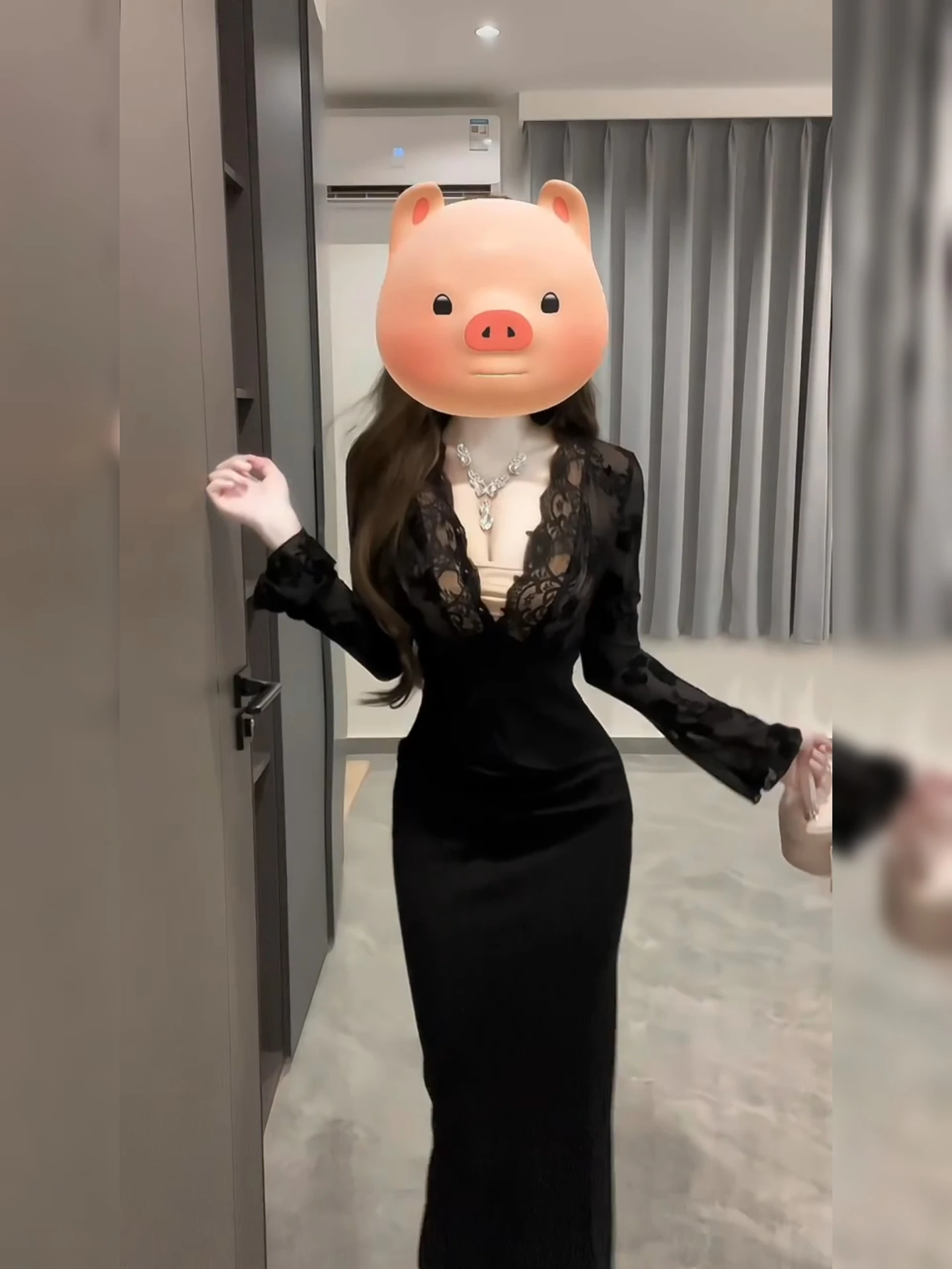 

Sexy Lace V-neck Dress Women's plus Size High Waist A-line Skirt Long Sleeve Autumn Fashion Commute Style Korean Version
